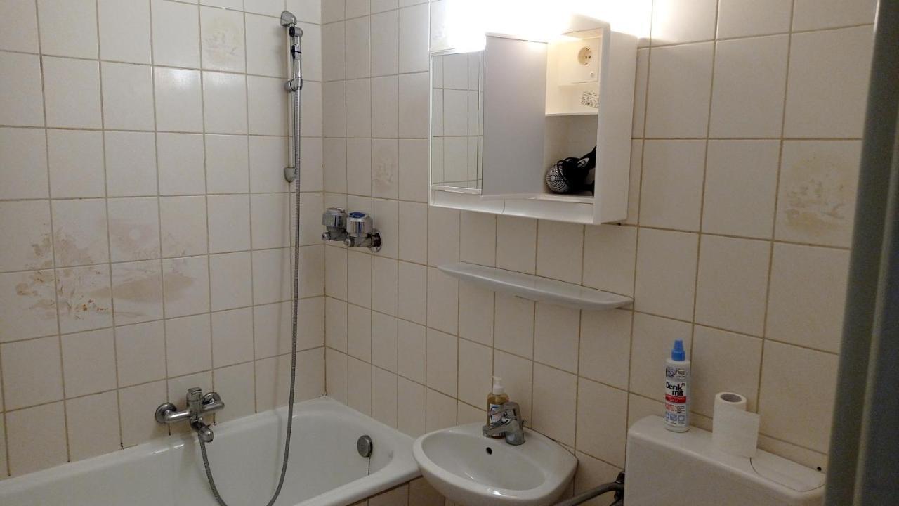 Einzimmerwohnungmit Grossem Balkon Mietersheim Ngoại thất bức ảnh