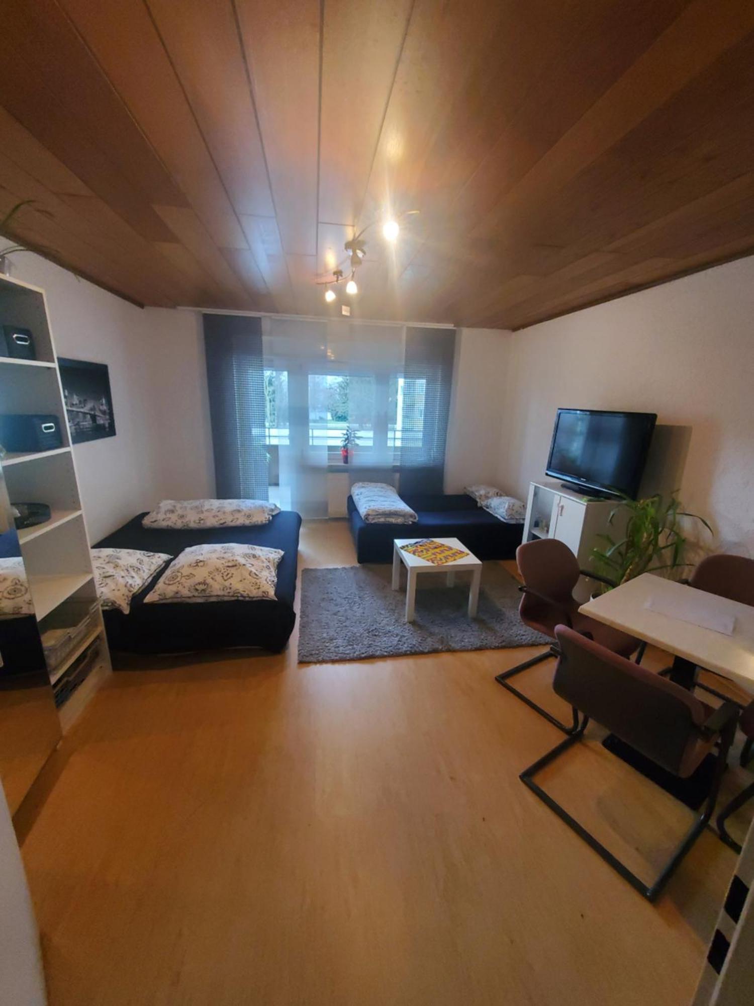 Einzimmerwohnungmit Grossem Balkon Mietersheim Ngoại thất bức ảnh